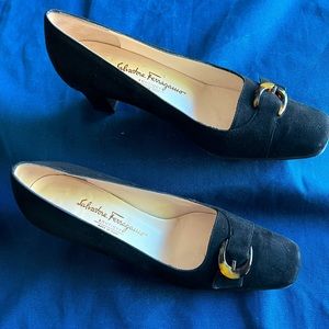 Vintage Black Salvatore Ferragamo Boutique Low Heel Pump 8 1/2